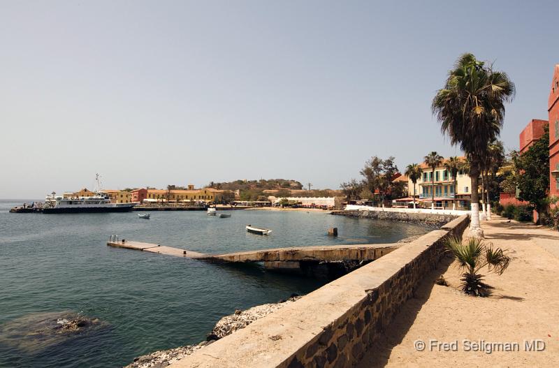 20090528_113433 D300 P1.jpg - Coast view from Goree Island